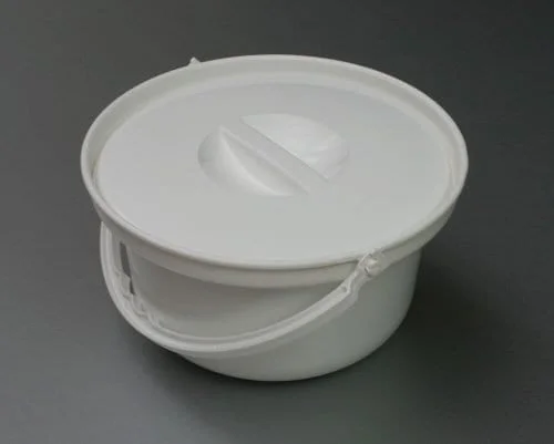 Round Commode Pan with Lid